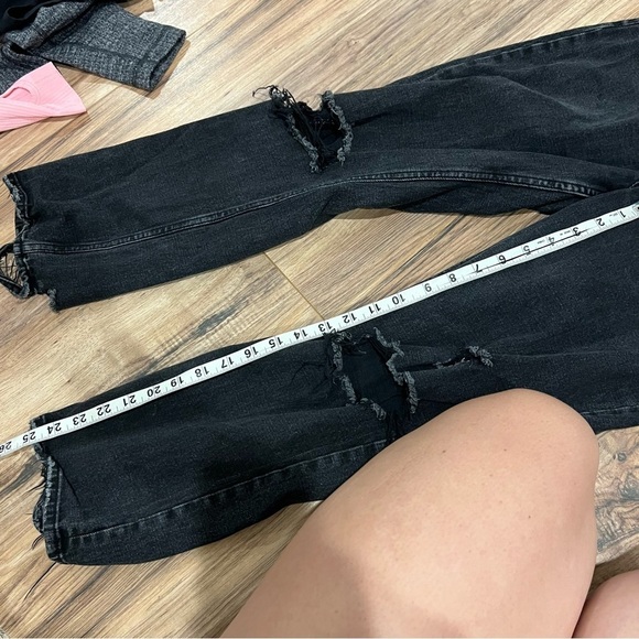 Abercrombie & Fitch Curve Love High Rise Ankle Straight Jean - Picture 5 of 7